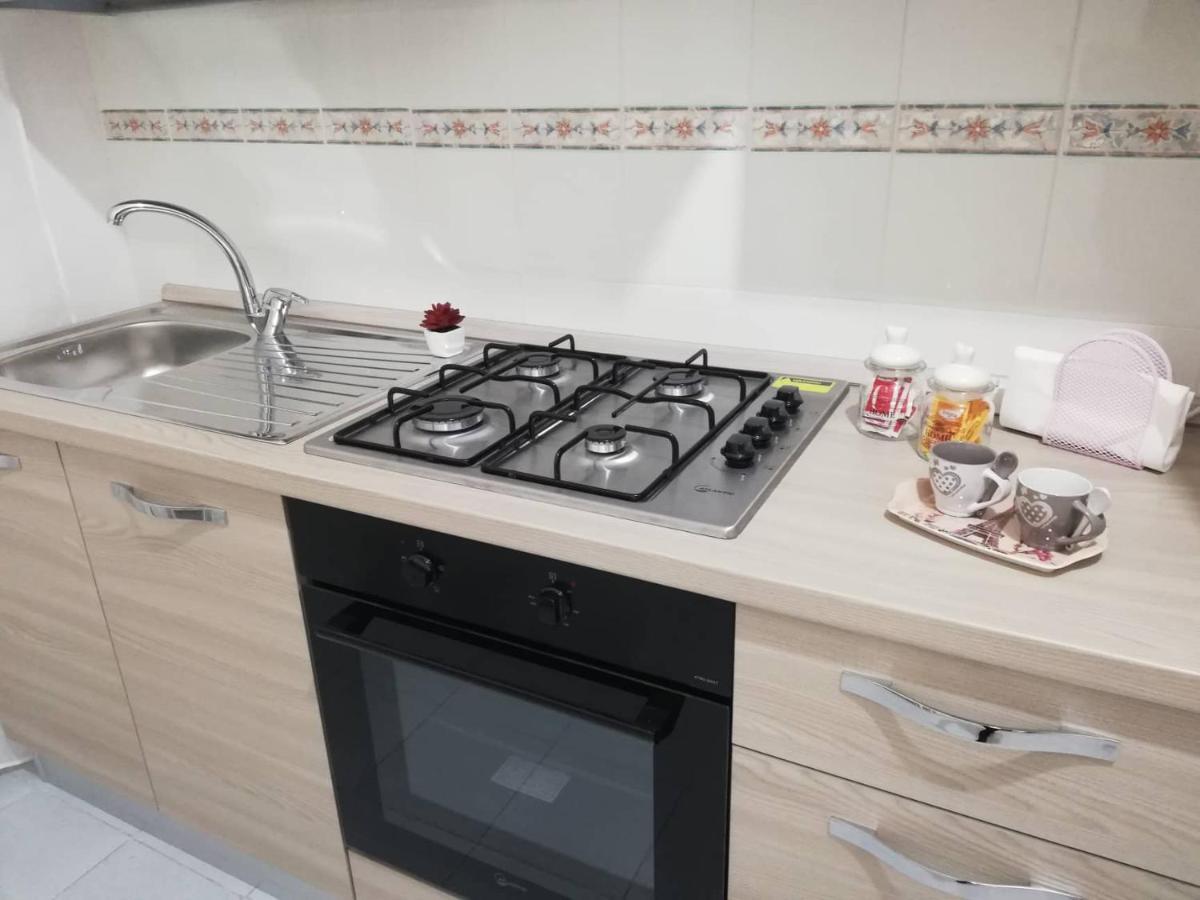 Le Tre Orchidee Bed and Breakfast Σαλέρνο Εξωτερικό φωτογραφία
