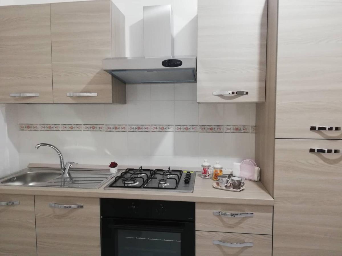 Le Tre Orchidee Bed and Breakfast Σαλέρνο Εξωτερικό φωτογραφία